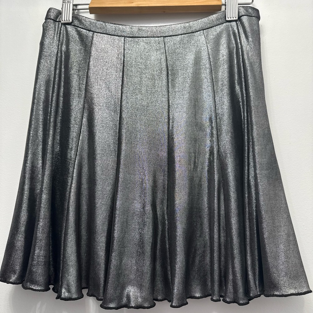 byCORPUS silver shiny skater style skirt size 0